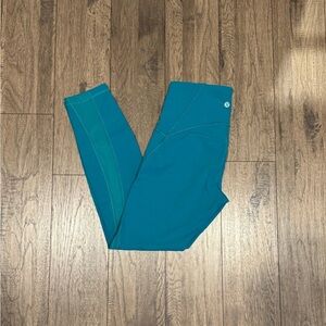 Lululemon leggings size 6